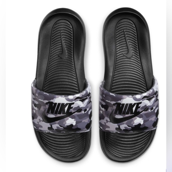 Nike Men's Training Gymnastics Shoe size 12 - Picture 1 of 3